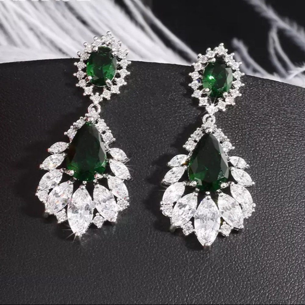 GREEN Emerald MARQUISE Crystal Rhinestones Silver